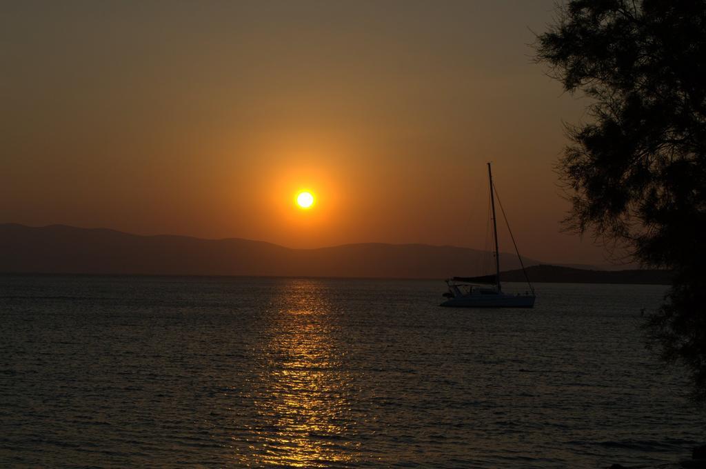 Sunset Aparthotel Agios Prokopios  Quarto foto